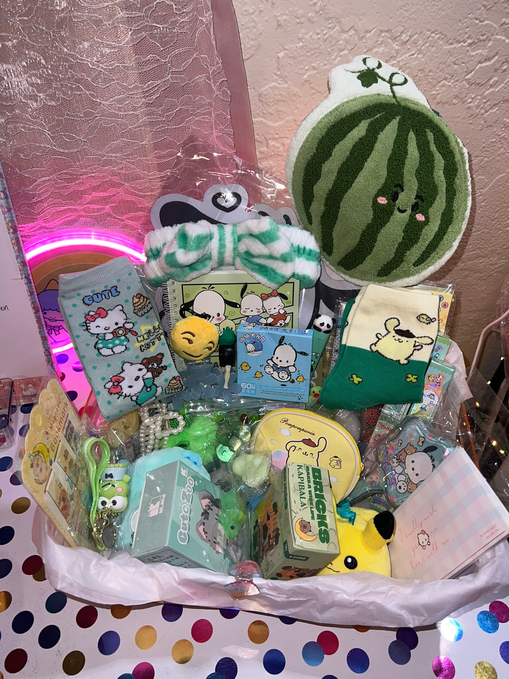 1 SCOOP + 1 Free Gift